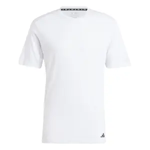 Camiseta adidas image-0