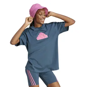 Camiseta de mujer adidas Future Icons Badge Of Sport Boyfriend image-3