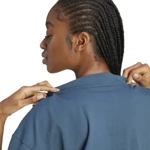 Camiseta de mujer adidas Future Icons Badge Of Sport Boyfriend image-5