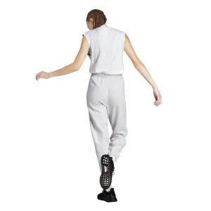 Weite Damen Jogginghose adidas Essentials 3-Stripes Fleece image-2