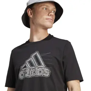 Camiseta gráfica adidas Growth Badge image-4