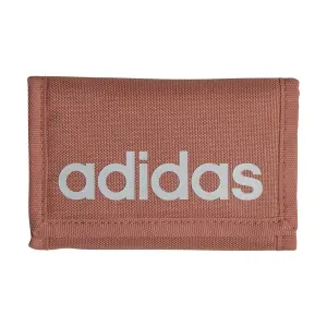 Portfolio adidas Essentials image-0