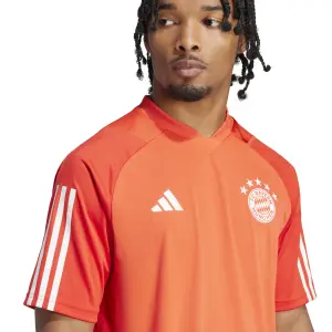 Maglia da allenamento Bayern Munich 2023/24 image-4