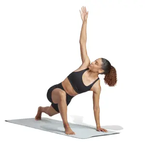 BH mit mittlerem Halt, Damen adidas ALL ME Essentials image-3