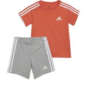 Conjunto de camiseta y pantalón corto bebé adidas Essentials image-0