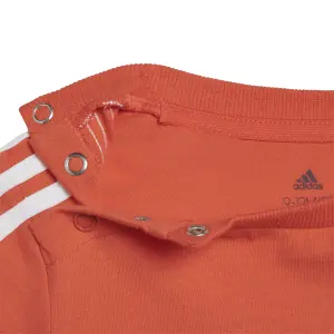 Conjunto de camiseta y pantalón corto bebé adidas Essentials image-1