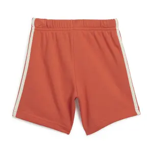 Conjunto de camiseta y pantalón corto estampados para bebé adidas Essentials image-3