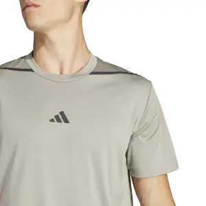 Camiseta adidas D4T Adistrong Workout image-5
