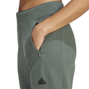 Joggingbyxor för kvinnor adidas Z.N.E. Winterized image-4