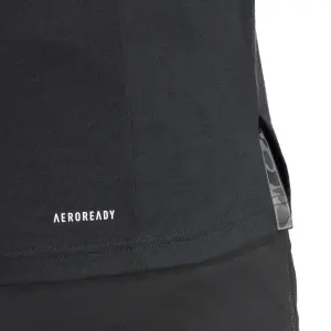 Camiseta adidas Train Essentials Graphic Logo image-5