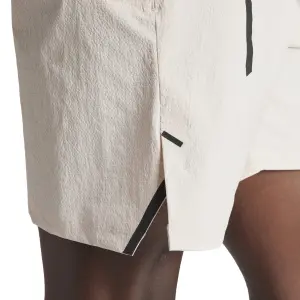 Pantalón corto adidas D4T Adistrong Workout image-4