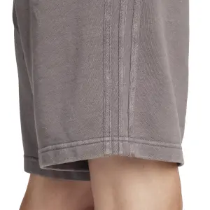 Pantalón corto adidas ALL SZN 3 stripes image-5