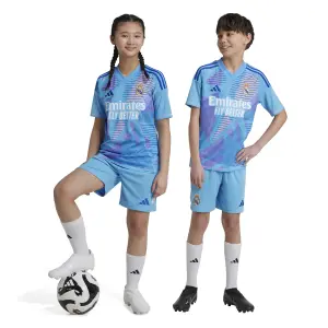 Paket med barnpassning Real Madrid 2024/25 image-3