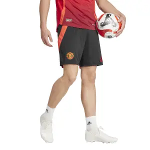 Home shorts Manchester United 2024/25 image-2