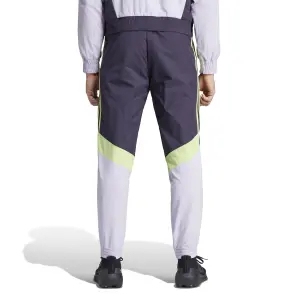 Pantaloni da ginnastica Bayern Munich Woven 2023/24 image-5