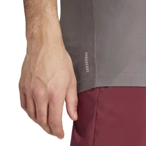 Camiseta adidas Own the Run image-5