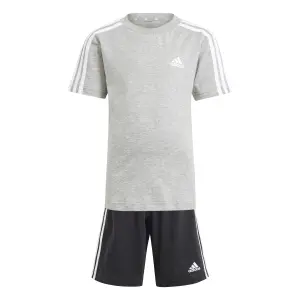 Conjunto de camiseta y pantalón corto infantil adidas Essentials 3-Stripes image-0