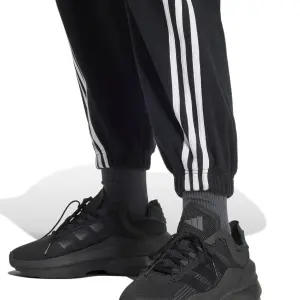 Damen Jogginghose adidas Future Icons 3-Stripes image-5