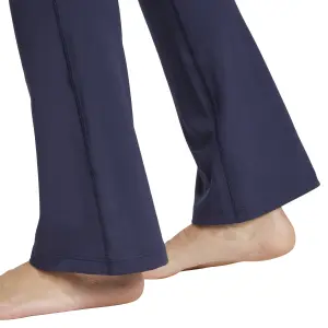Pantalón adidas Flared image-5