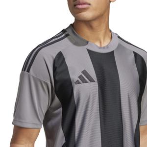 product/a/d/adidas_iw2145_9_apparel_on_model_detail_view_1_white.jpg