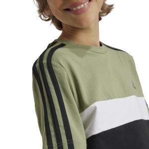 product/a/d/adidas_iw3493_7_apparel_on_model_detail_view_2_white.jpg