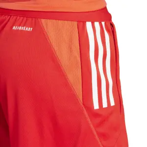 Shorts da allenamento da donna Bayern Munich Tiro 23 image-5
