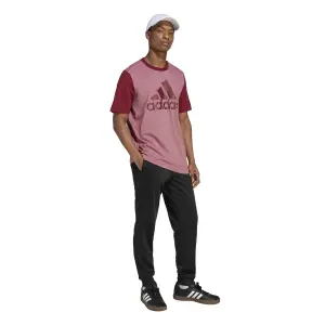 Camiseta con gran logo adidas Essentials image-5