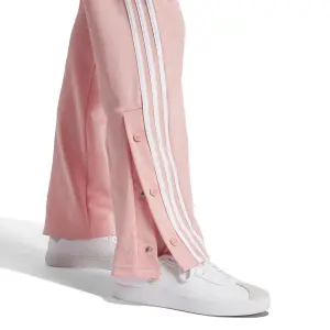 Pantaloni dlla tuta da donna adidas Iconic Wrapping 3-Stripes Snap image-4