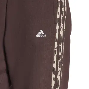 Pantaloni da jogging 7/8 stampati animali donna adidas Essentials 3-Stripes image-4