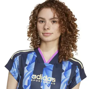 Camisola feminina adidas Tiro Cut 3-Stripes Print Baby image-6