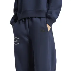 Pantalón de chándal ancho mujer adidas Signature Graphic Print Fleece image-4