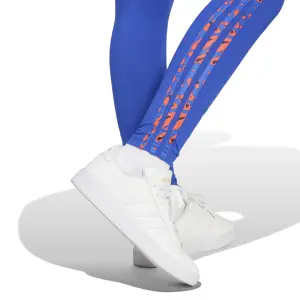 Leggings de estampado animal para mujer adidas Essentials 3-Stripes image-4