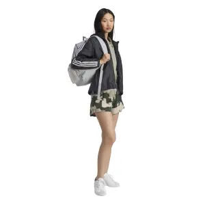 Pantalones cortos cargo pocket para mujer adidas Essentials 3-Stripes Camo Print image-6