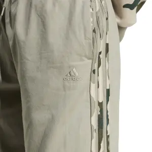 Pantaloni da jogging donna adidas Essentials 3-Stripes Twill image-4