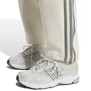 Pantaloni da jogging donna adidas Essentials 3-Stripes Open Hem image-5