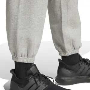 Weite Jogginghose adidas All SZN Fleece image-5