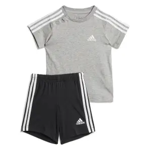 Conjunto de camiseta y pantalón corto bebé adidas Essentials image-0
