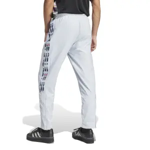 Pantalón de chándal adidas Pride Tiro image-3