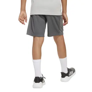 Corte clásico corto con logo para niño adidas Essentials image-4