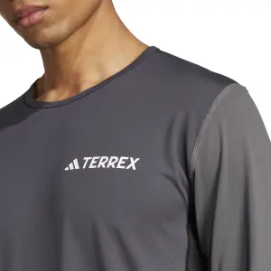 T-shirt i blandingsmateriale med lange ærmer adidas image-5