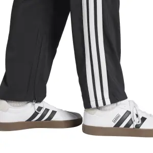 Pantaloni fitness della Tuta con orlo aperto adidas Essential 3-Stripes Stanford image-4