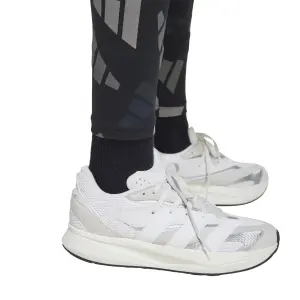 Legging fille adidas Essentials Logo Celebration image-4