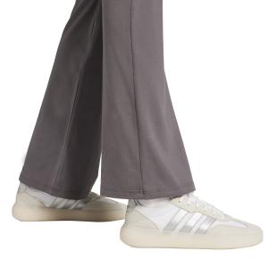 Legging flare Damen adidas Essentials Small Logo image-5