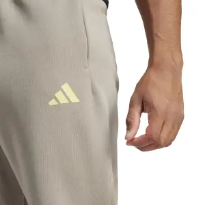 Joggingbyxa adidas Future Icons 3 stripes image-4