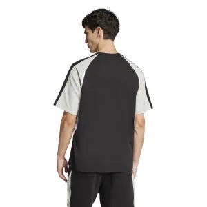 Camiseta adidas Essentials Colorblock image-3