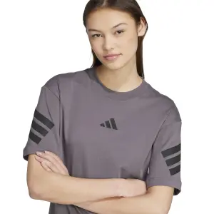 Camiseta de mujer adidas Future Icons Three Stripes image-4
