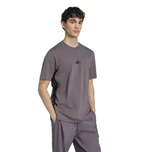 Camiseta adidas Essentials Three Stripes image-2