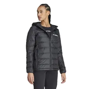 Casaco acolchoado leve com capuz para mulher adidas Terrex Multi image-2