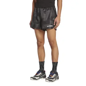 Pantalones cortos ligeros estampados adidas Terrex Multi image-2