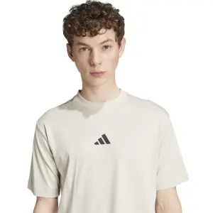Camiseta adidas City Escape image-4